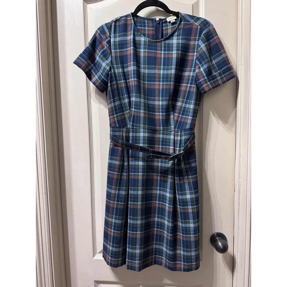 Cremieux size 4 tartan patterned light weight dress size 4